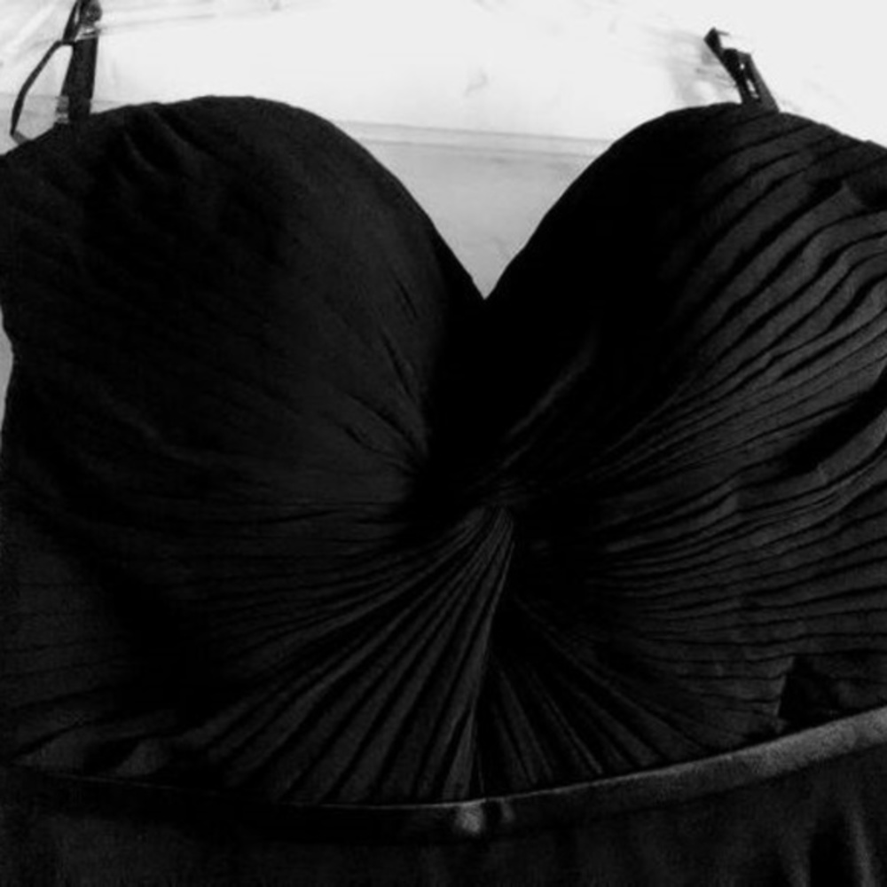 Cinderella Women's Divine Sweetheart Twist Front Dress NWT - Picture 4 of 6